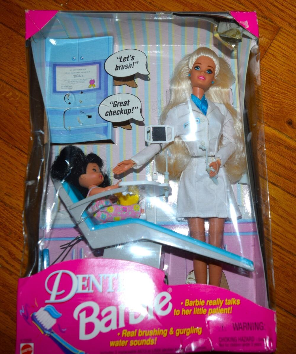 Vtg 1997 Mattel Dentist Barbie Doll #17255 Talking Patient Chair Boxed
